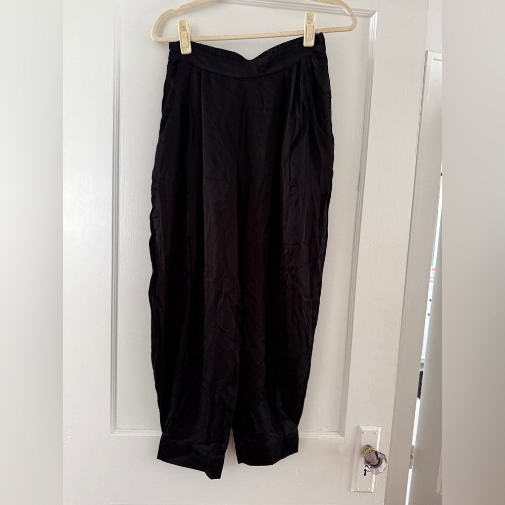 By Anthropologie Silky Slouchy Lounge Pants - Picture 5 of 8